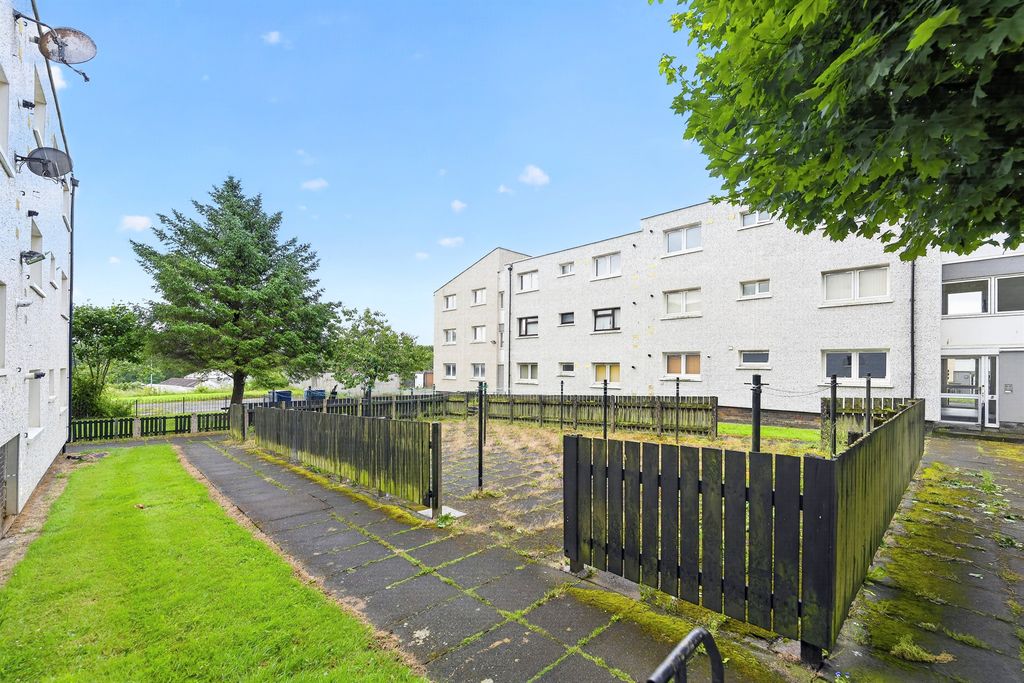 Additional image 12 of 2 bed flat for saleGillsburn Gardens, Kilmarnock KA3