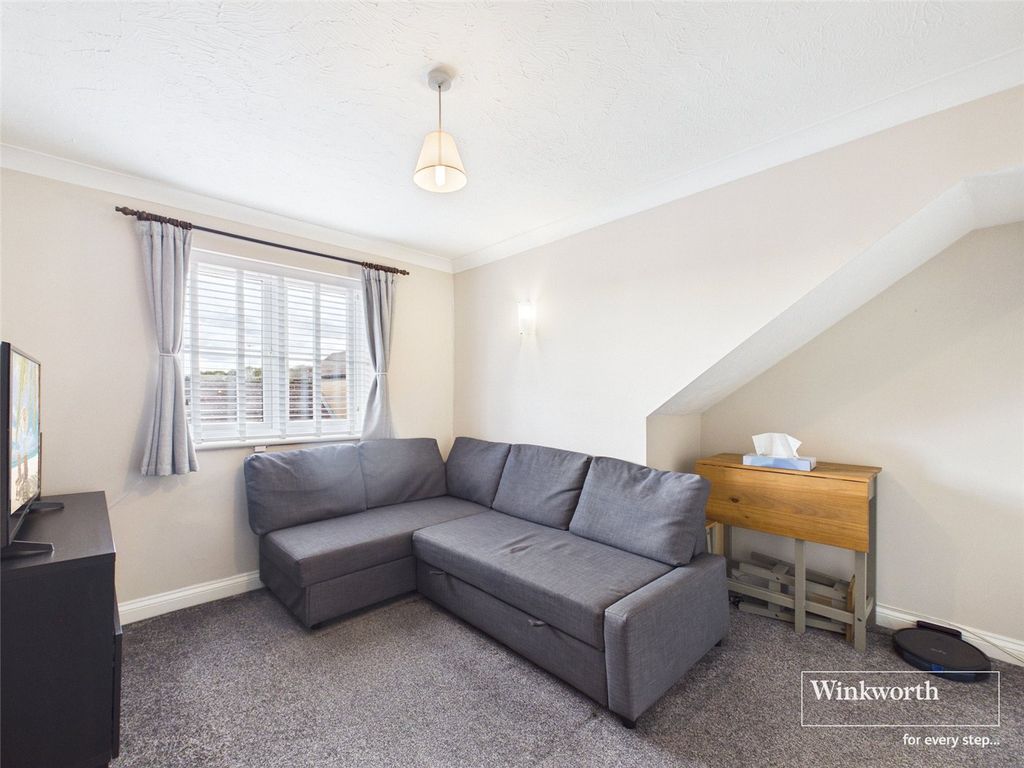 Property photo 3 of 10 Picture No. 14