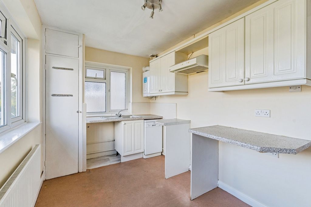 Property photo 3 of 15 Pbox-Img.Jpg