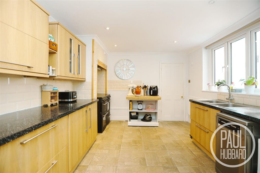 Property photo 2 of 22 7R5A7073.Jpg