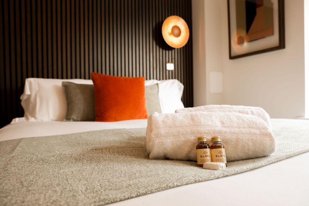 Property photo 3 of 11 Stylish Double Bed With Cushions And Fresh Towels...