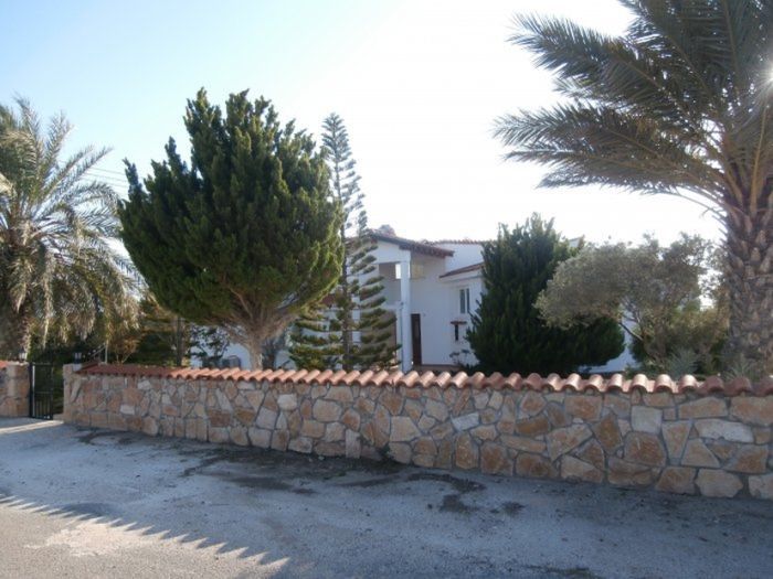 Property photo 3 of 18