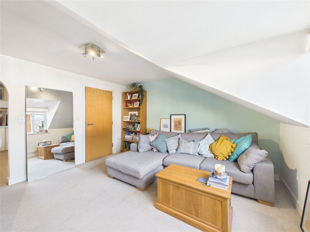 Property photo 3 of 11 Picture No. 09