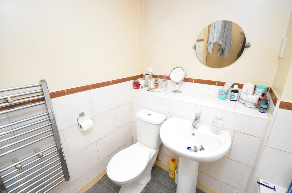 Property photo 3 of 8