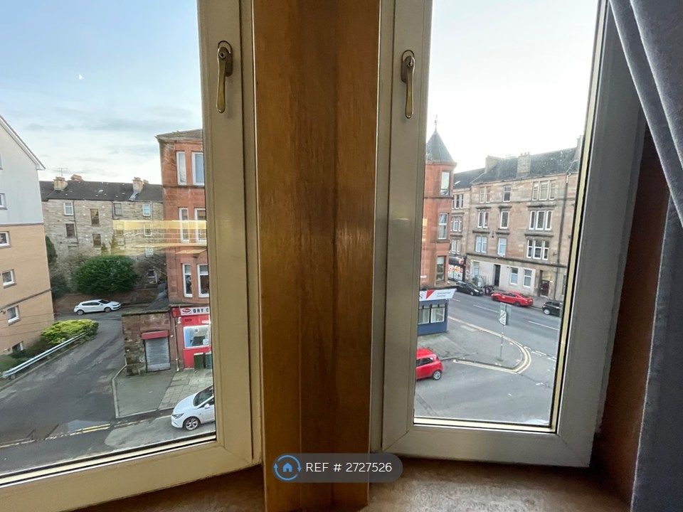 Property photo 2 of 9 Living Room View 1