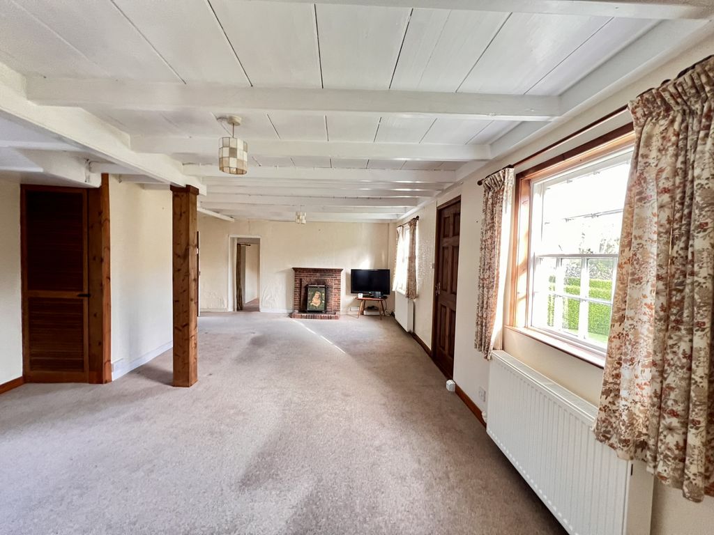 Property photo 2 of 17 Gallery