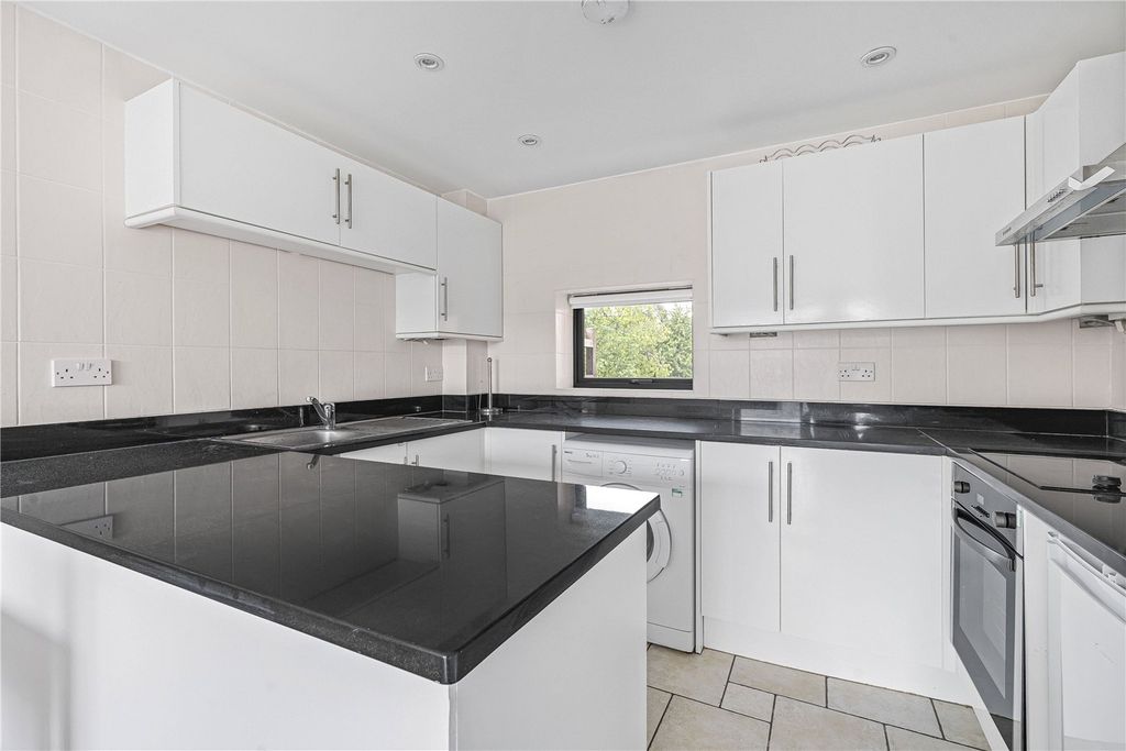 Property photo 3 of 7 Picture No. 07