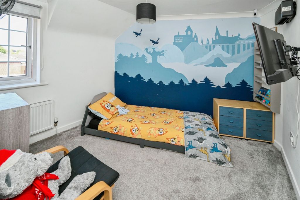 Property photo 3 of 17