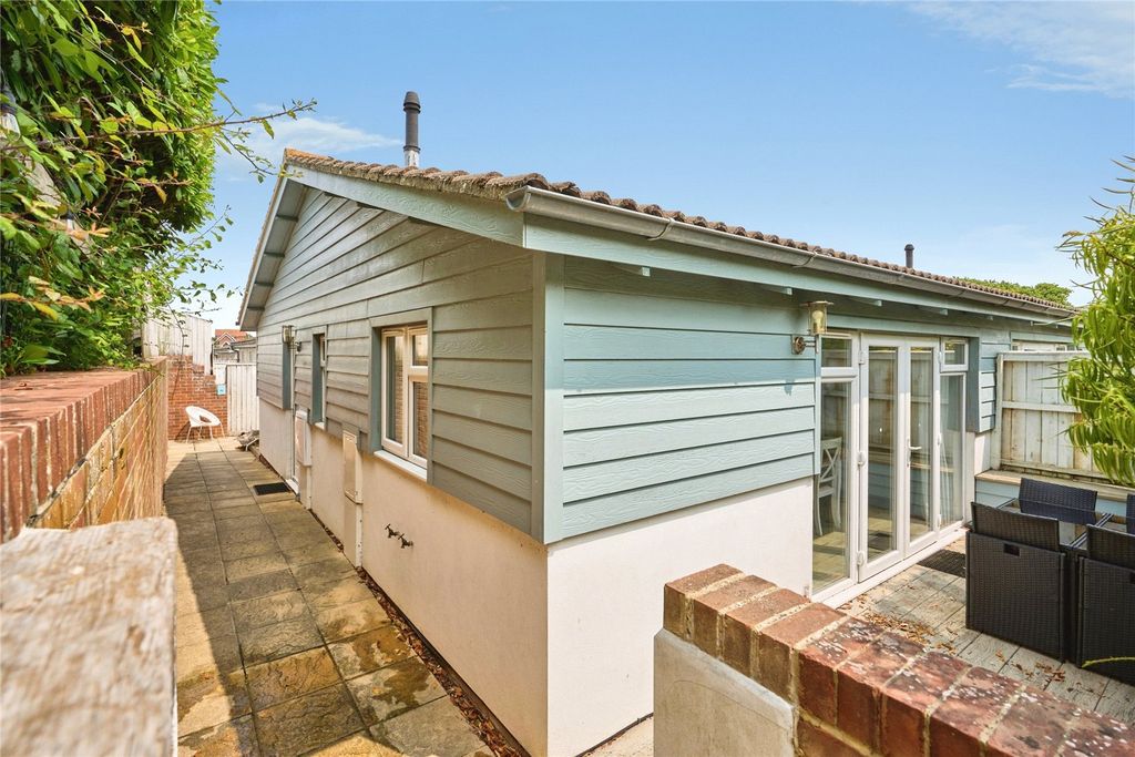 Property photo 1 of 12 Front