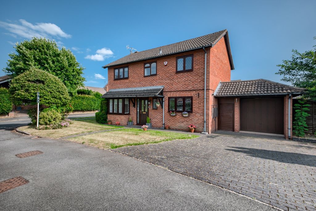 Property photo 1 of 19 Xh2A6024-Hdr(3)