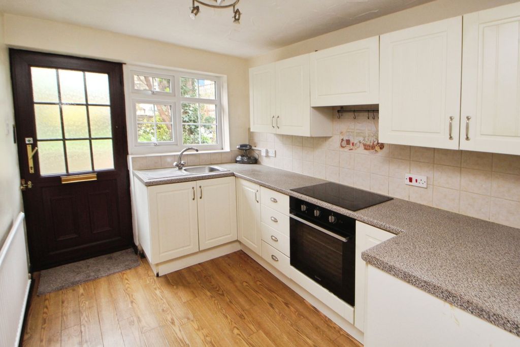 Property photo 2 of 11 Picture No. 26