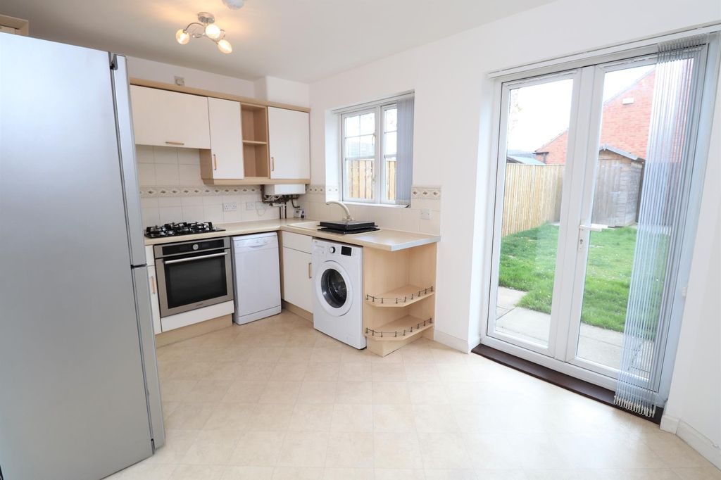 Property photo 3 of 11 0 General