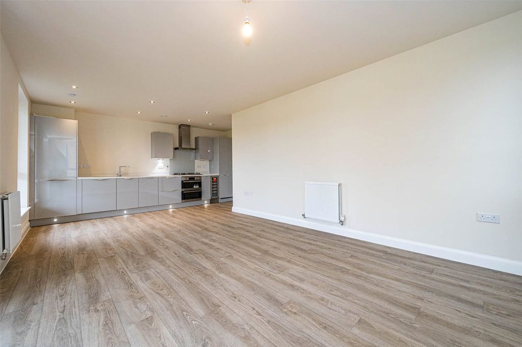 Property photo 3 of 7 Picture No. 13