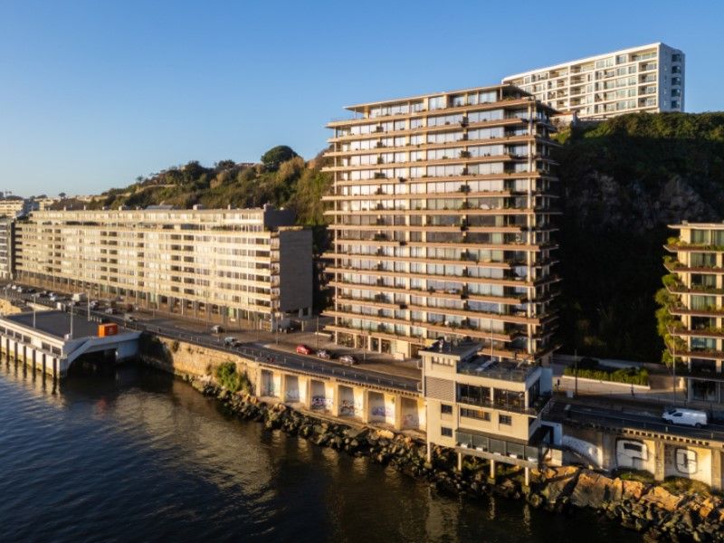 Property photo 2 of 55