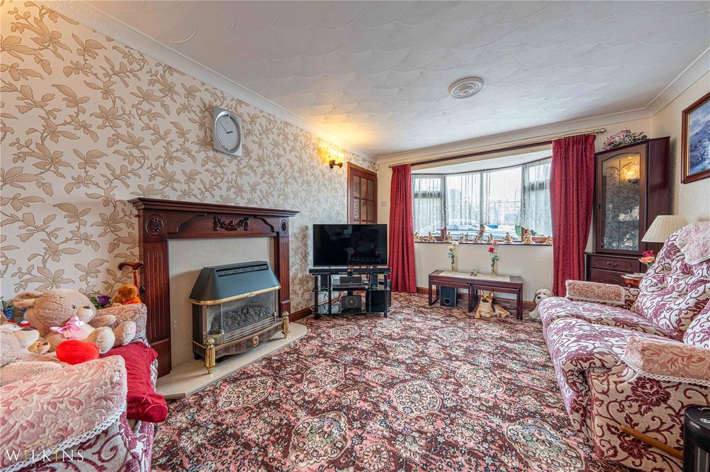 Property photo 3 of 24 Picture No. 10
