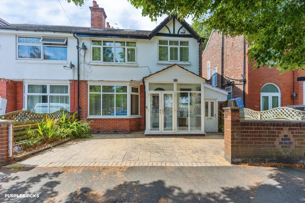 Property photo 1 of 37