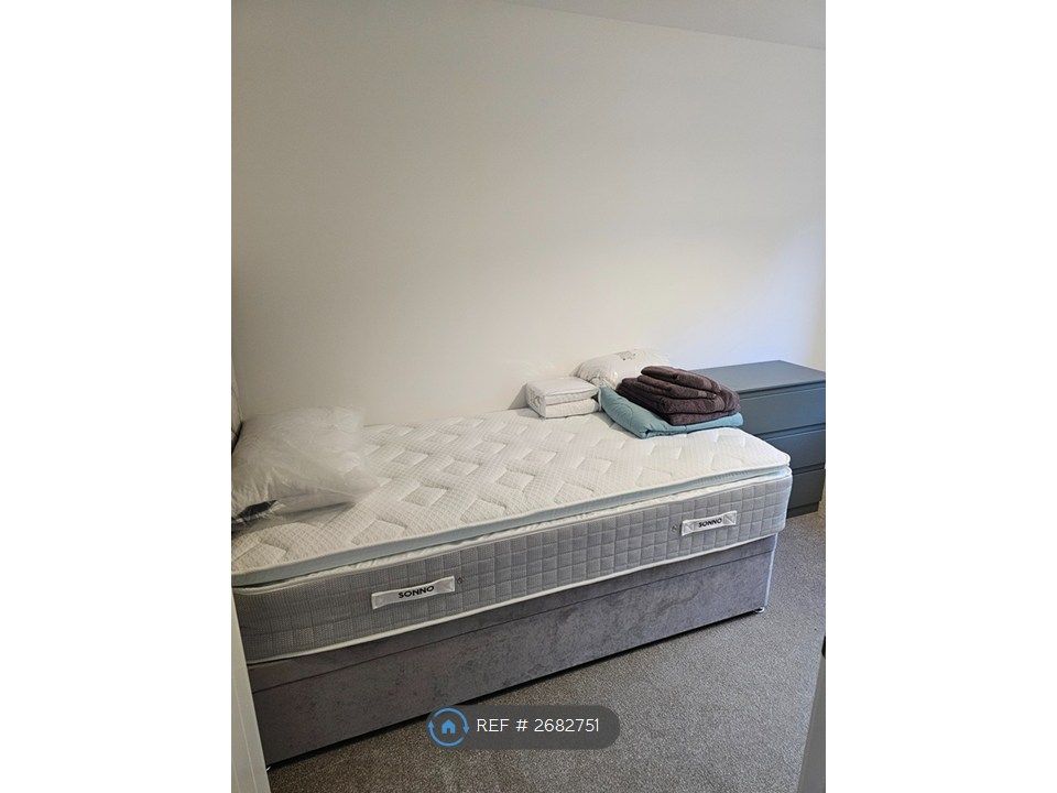 Property photo 1 of 3