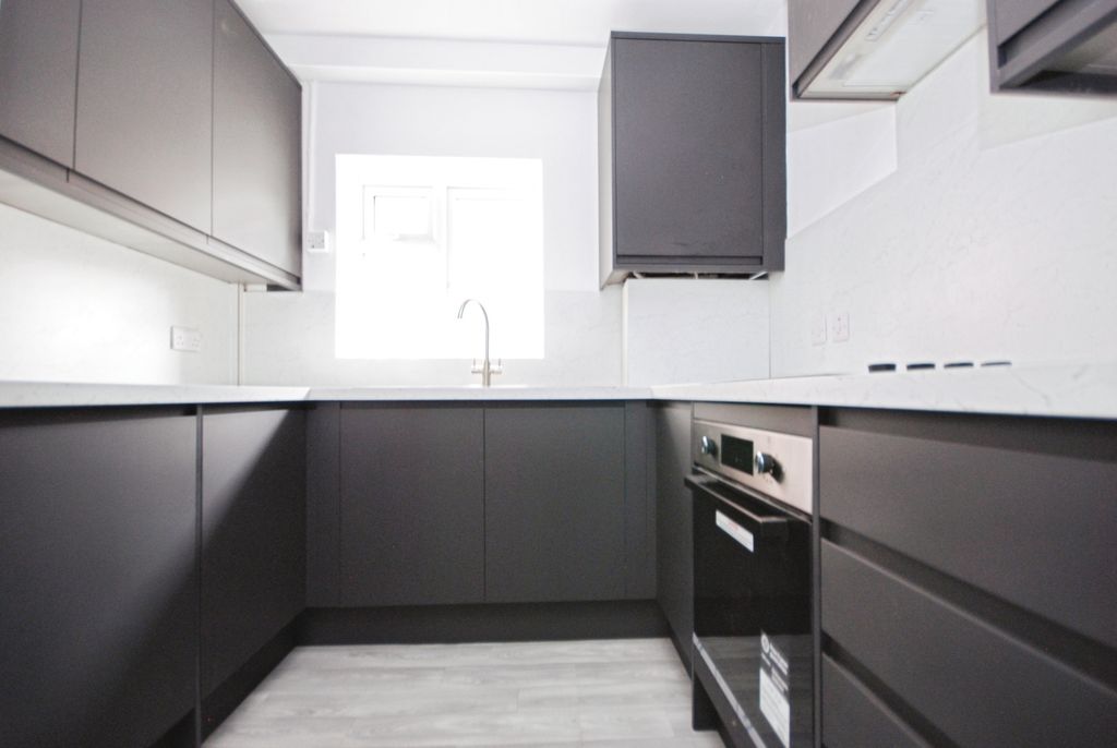 Property photo 3 of 17 2B78Ea1d-Dsc_0037