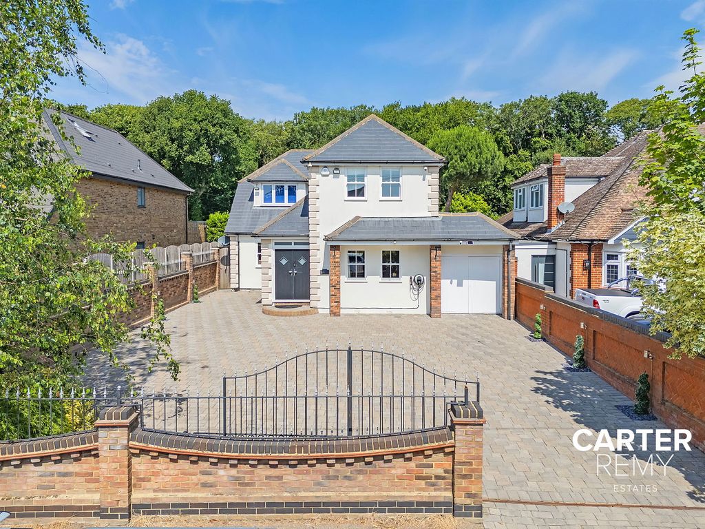 Property photo 1 of 41
