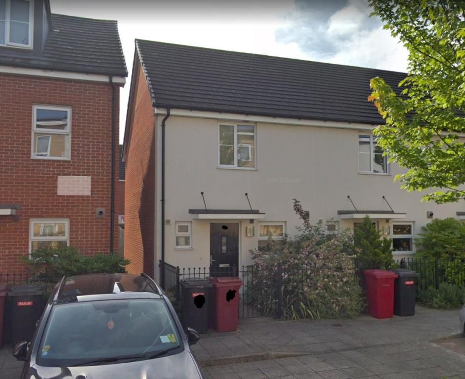 Property photo 1 of 8 Front Aspect