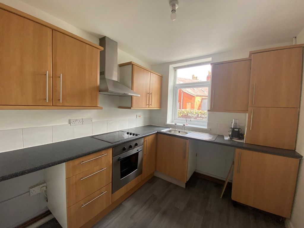 Property photo 2 of 8 1.Jpg