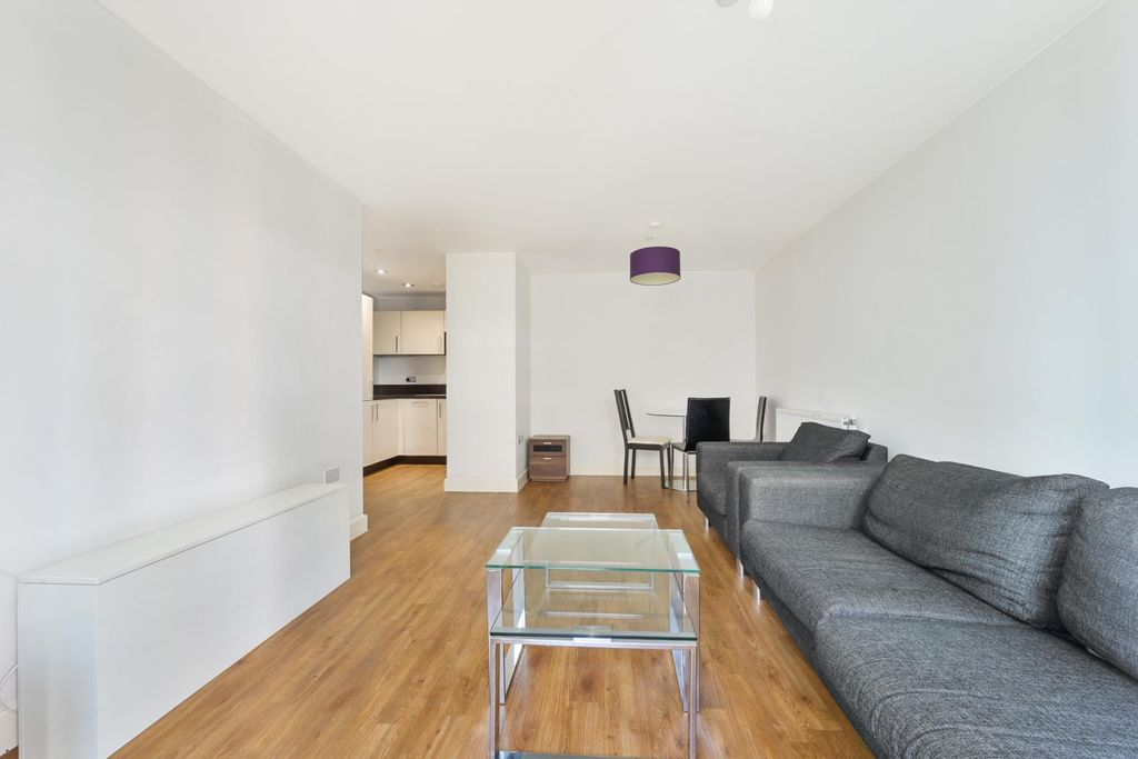 Property photo 3 of 12