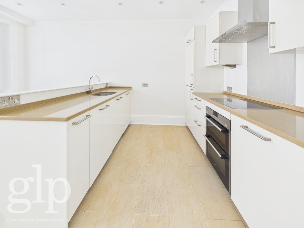 Property photo 2 of 20 5258493