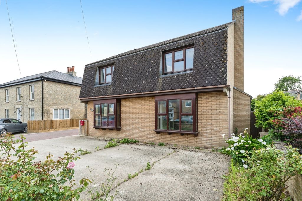 Property photo 1 of 17 Photo