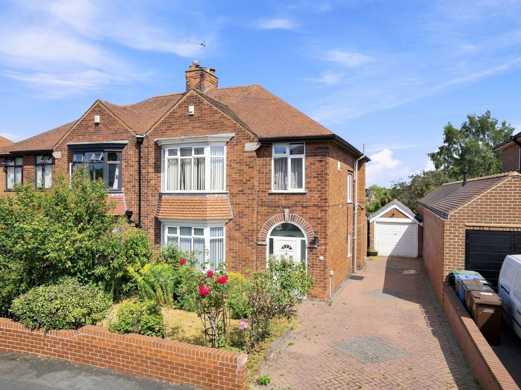 Property photo 1 of 22