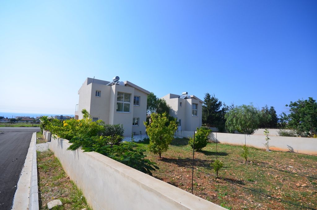 Property photo 1 of 37