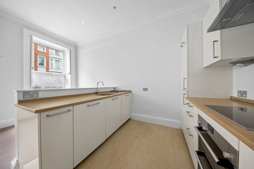 Property photo 2 of 12 2338514