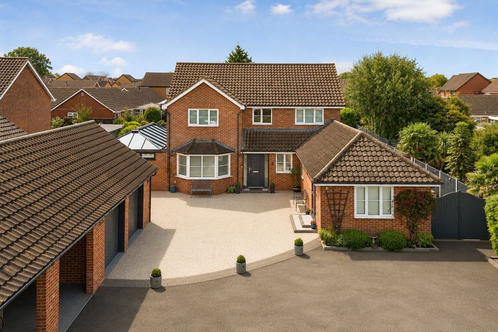Property photo 1 of 39 Picture No. 59