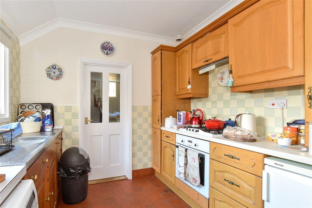 Property photo 3 of 15 Kitchen