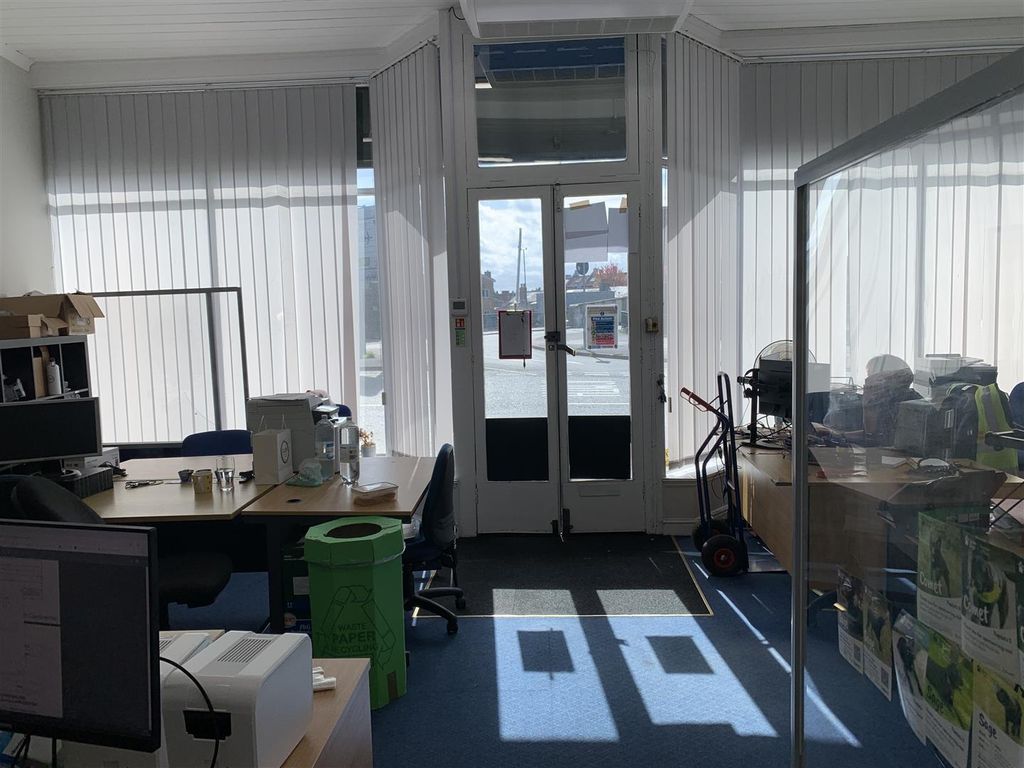 Property photo 3 of 14 Image00011.Jpeg