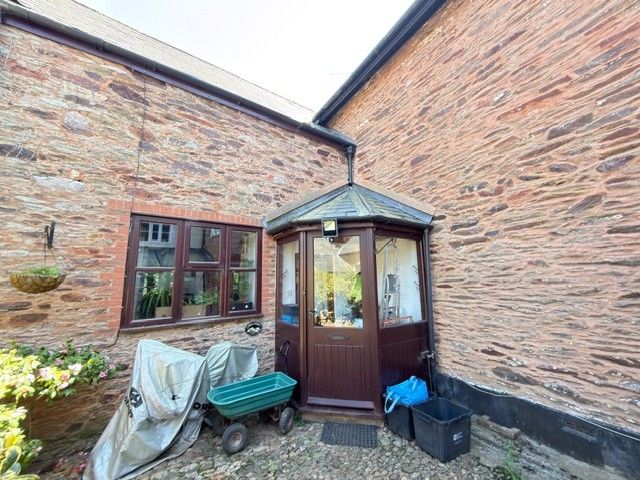 Property photo 1 of 4