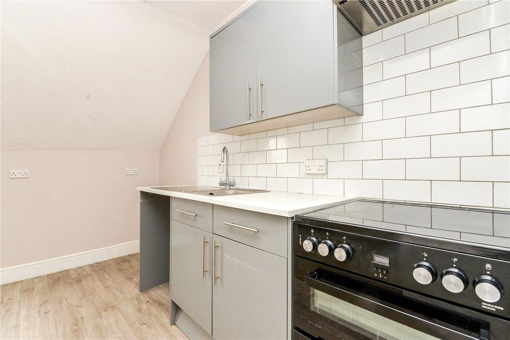 Property photo 3 of 15 Picture No. 25