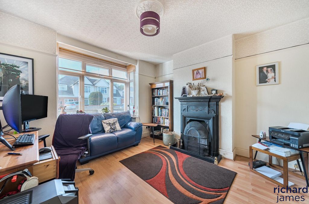 Property photo 3 of 22 5Fa1674Ca5A54Ec6B2E2dc8cc4191743