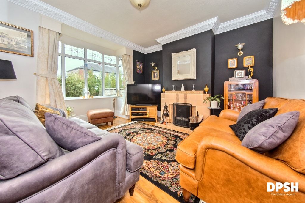 Property photo 2 of 36