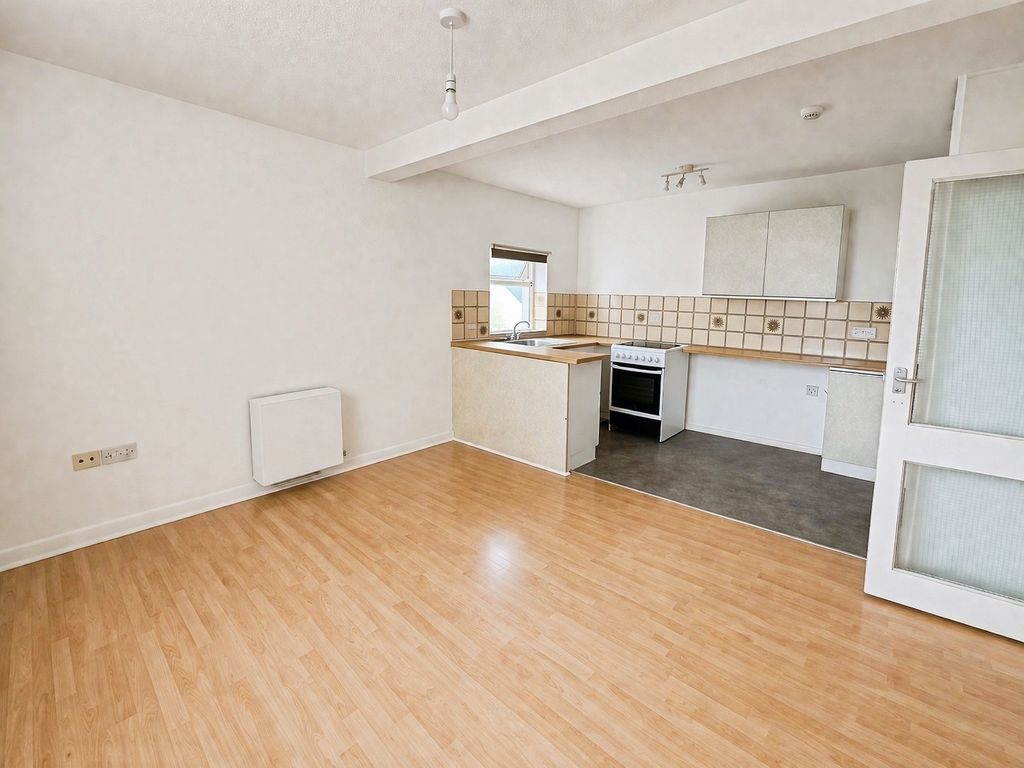 Property photo 2 of 5 Pbox-Img.Png