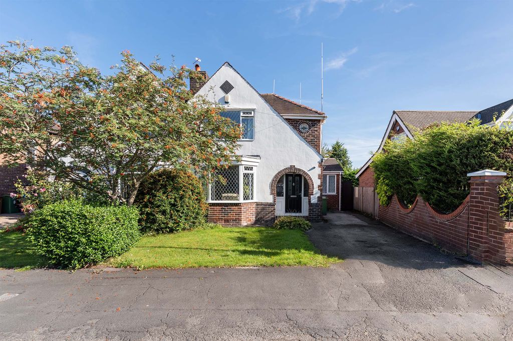 Property photo 1 of 22