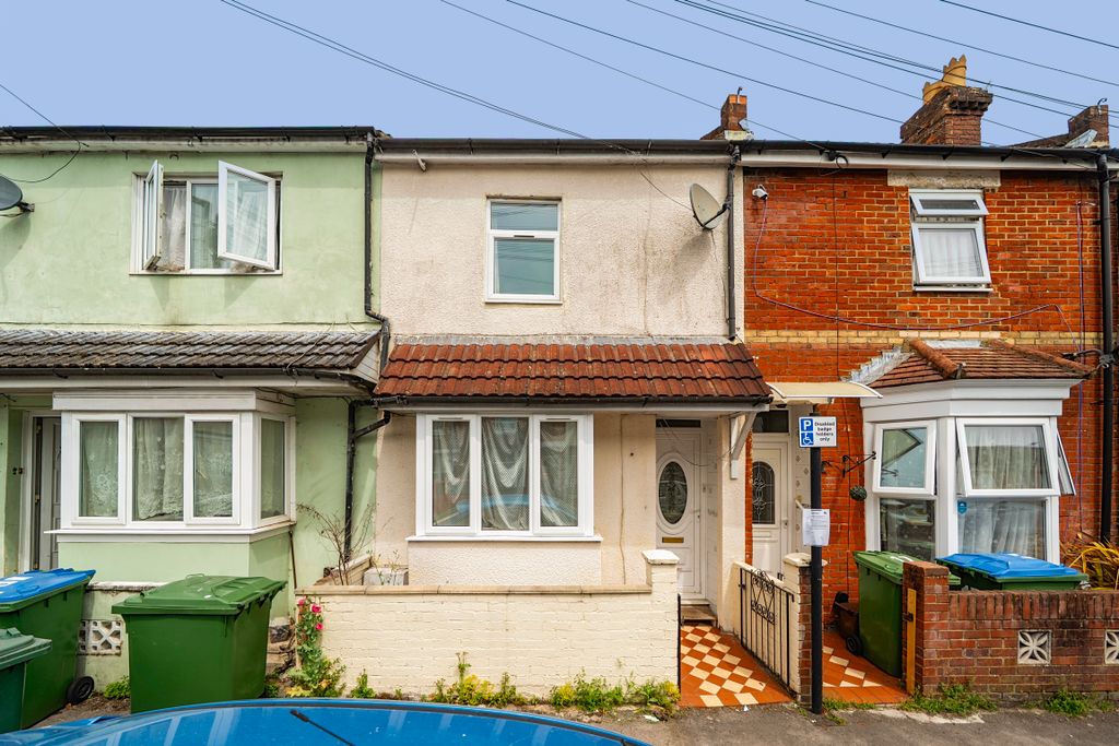 Property photo 1 of 18