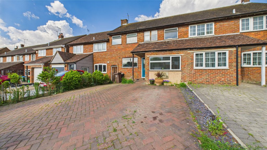 Property photo 1 of 16 Cam04968G0-Pr0042-Still018