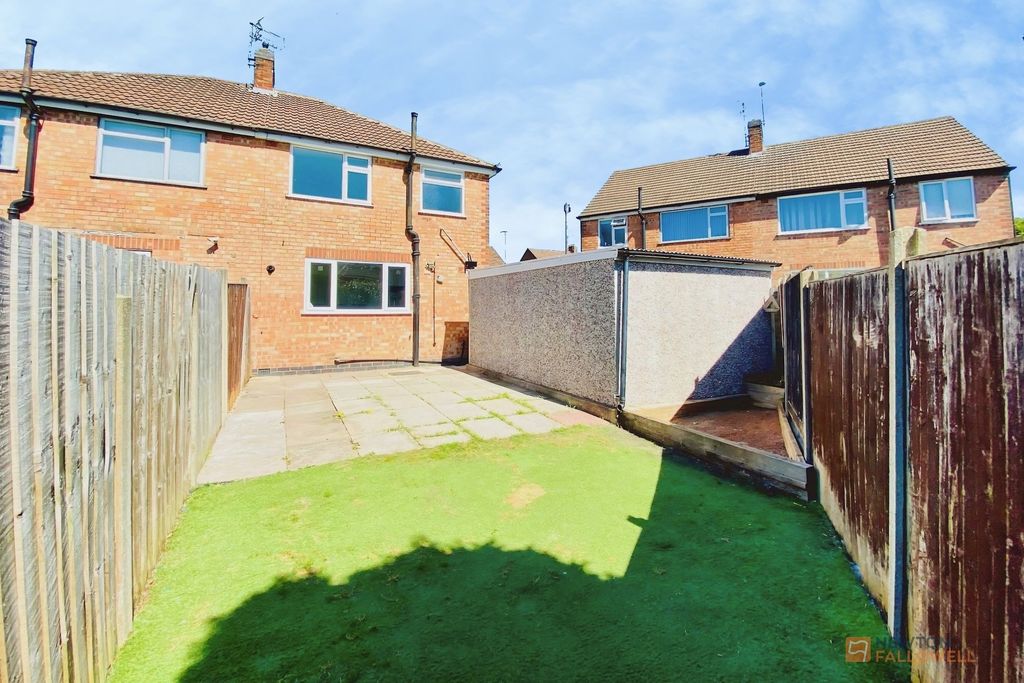 Property photo 2 of 14