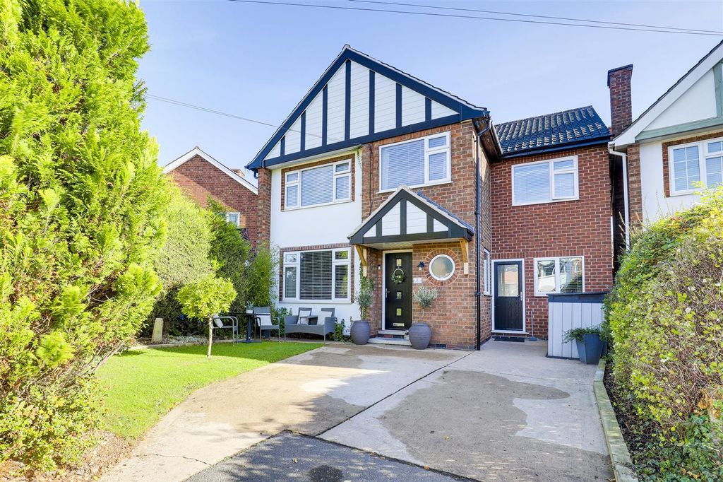 Property photo 1 of 24