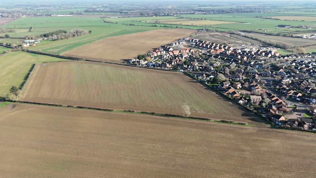 Property photo 3 of 7 Photo 3