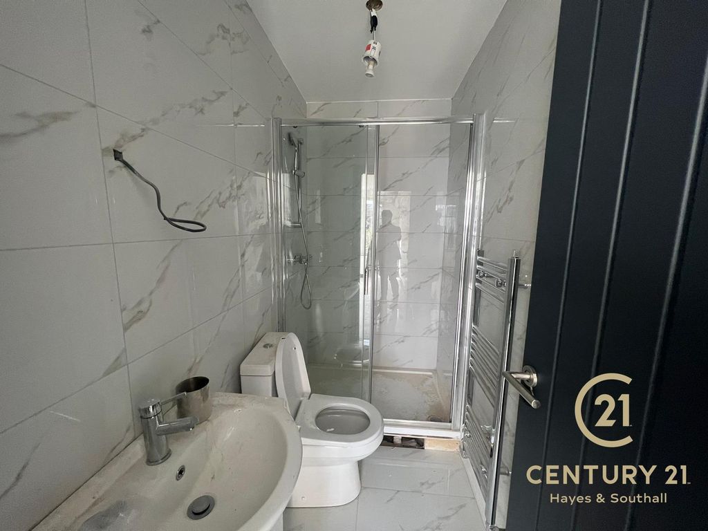 Property photo 2 of 4