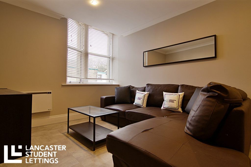 Property photo 2 of 8 Property Photo