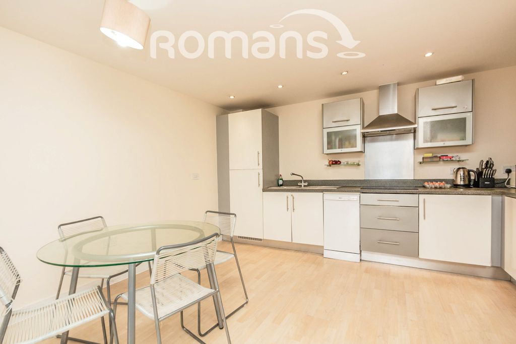 Property photo 3 of 12 3