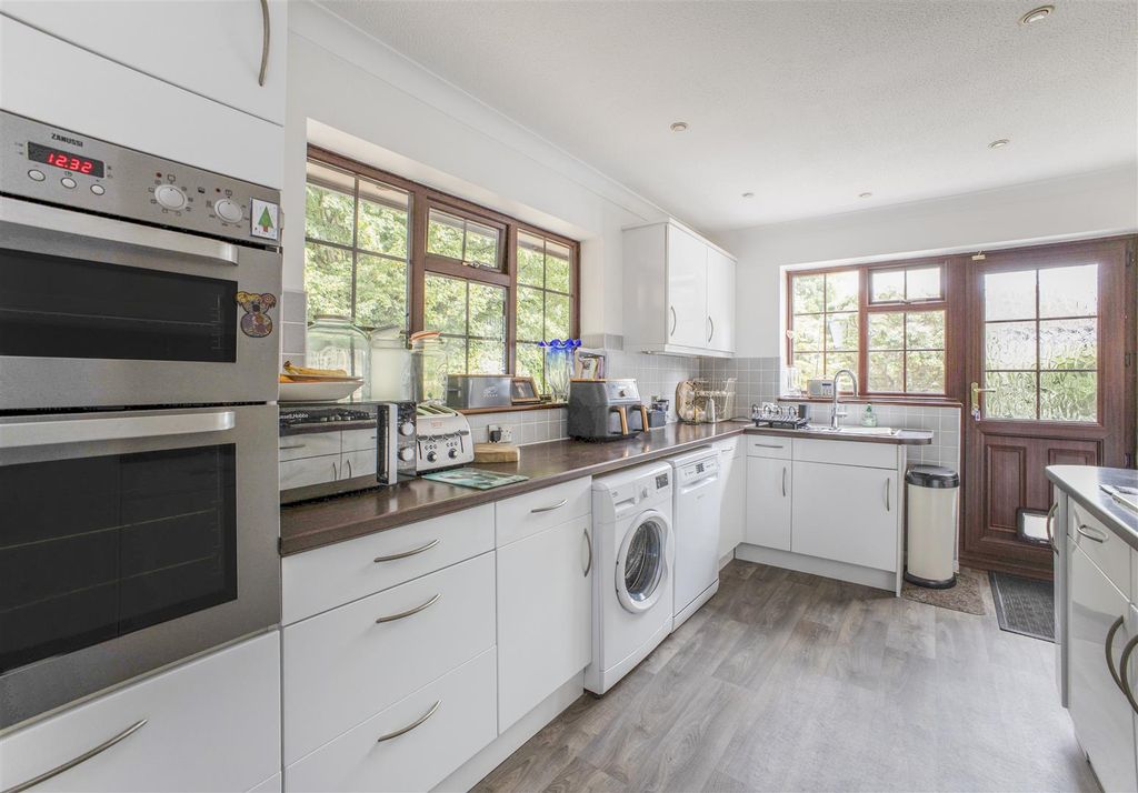 Property photo 3 of 21 Untitled-78.Jpg