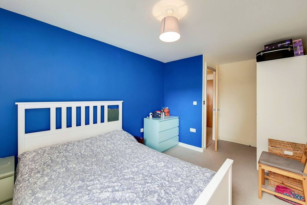 Property photo 3 of 7